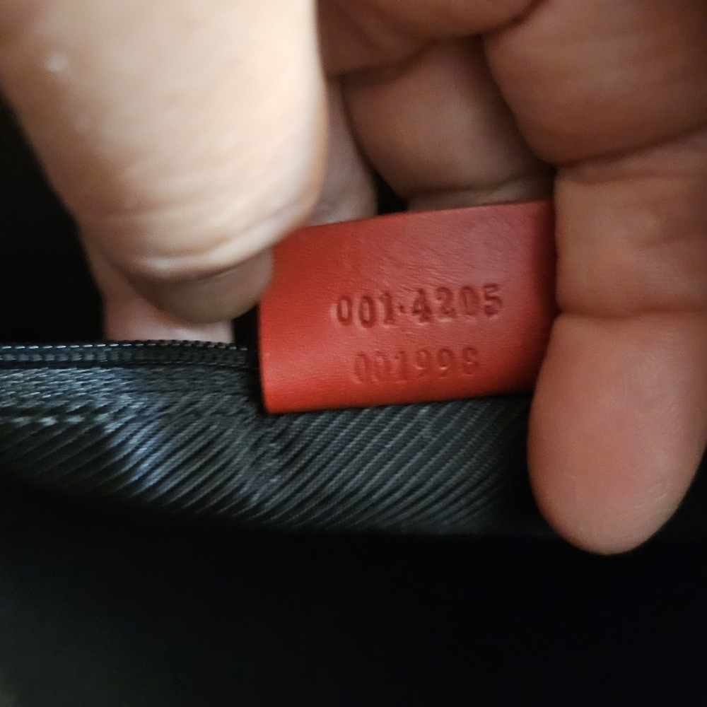 Vintage Gucci Red and Beige Monogram Shoulder Bag - Picture 11 of 12